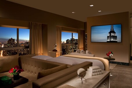Millennium Hilton New York One UN Plaza - Image 8