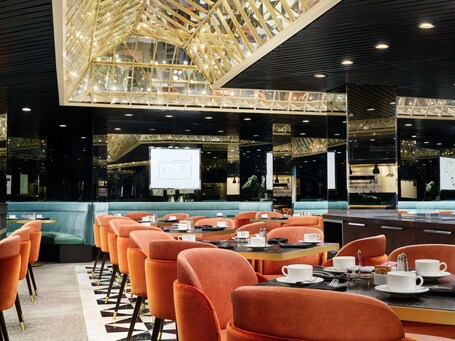 Millennium Hilton New York One UN Plaza - Image 68