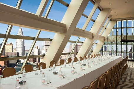 Millennium Hilton New York One UN Plaza - Image 27