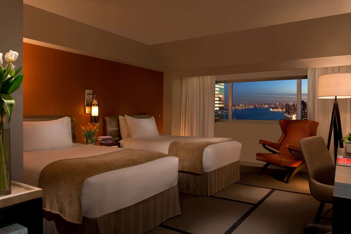 Room, 2 Twin Beds, City View (Beds) | Hypo-allergenic bedding, down comforters, in-room safe