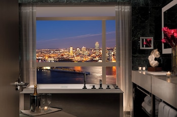 Presidential Suite, 1 King Bed | Bathroom | Eco-friendly toiletries, hair dryer, towels, soap at Millennium Hilton New York One UN Plaza