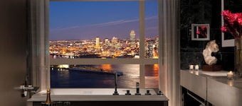 Millennium Hilton New York One UN Plaza