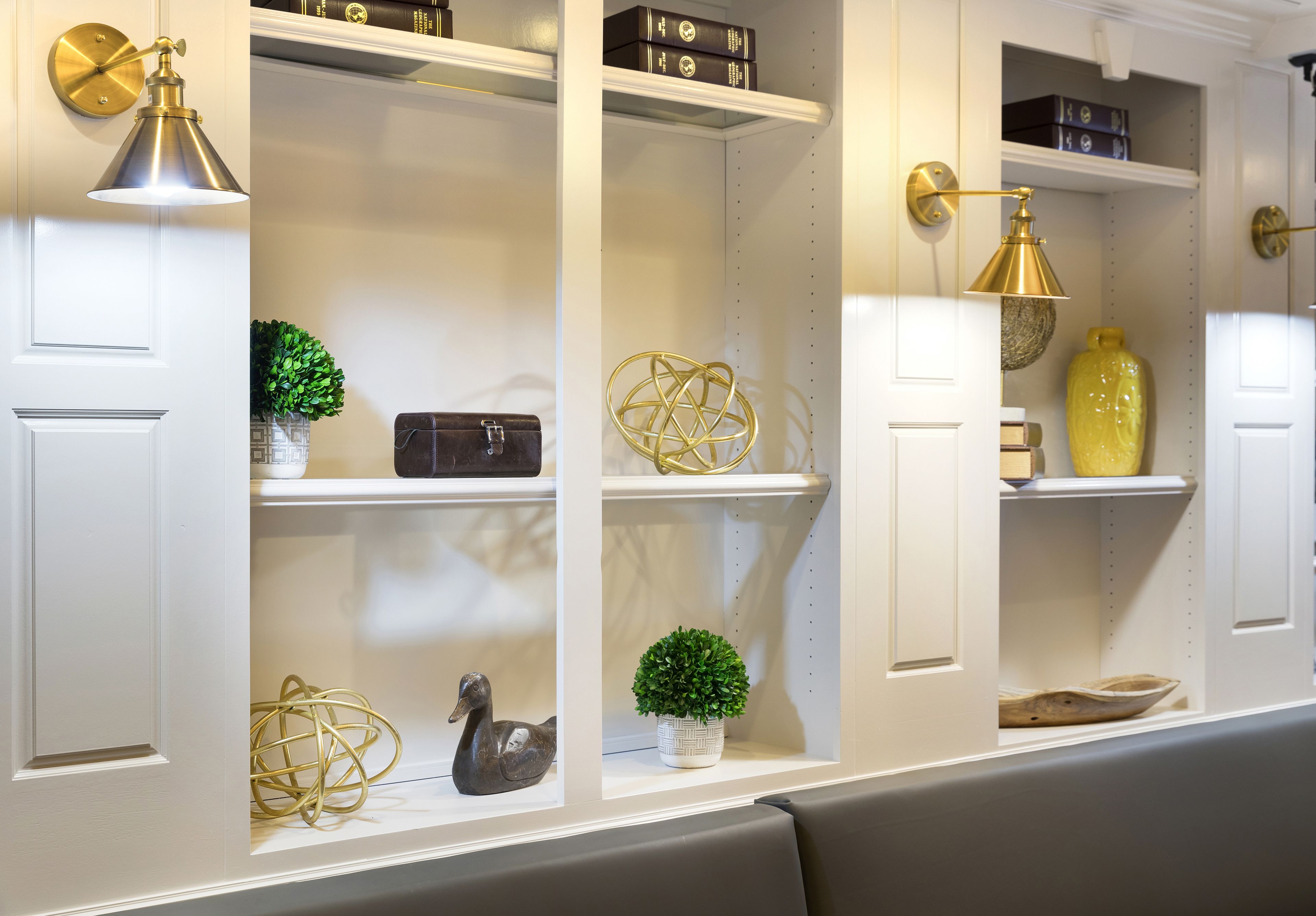 daily buffet breakfast (usd 8.99 per person)