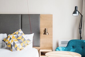 Standard Room, 1 Queen Bed, Accessible