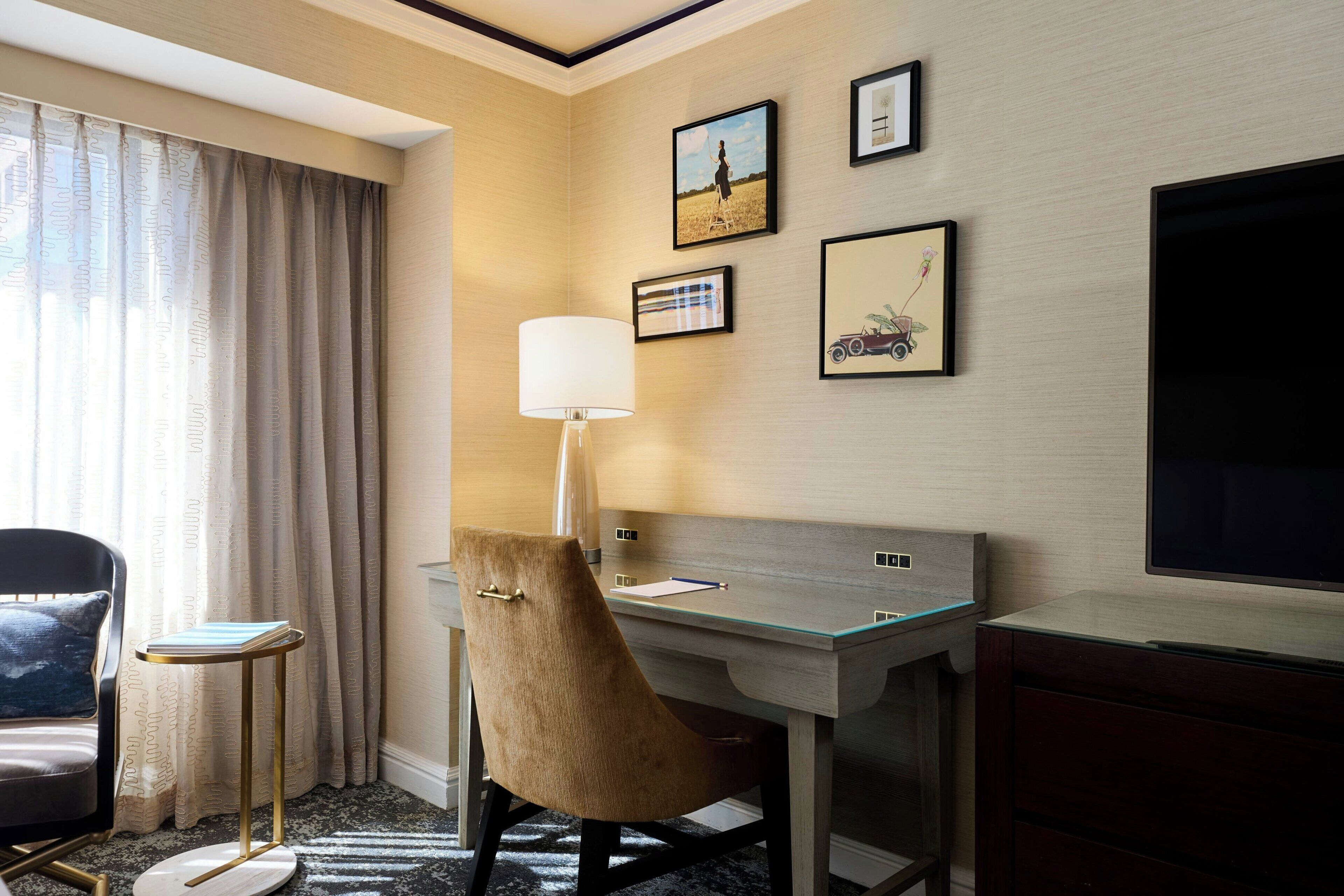 1 bedroom, premium bedding, in-room safe, desk