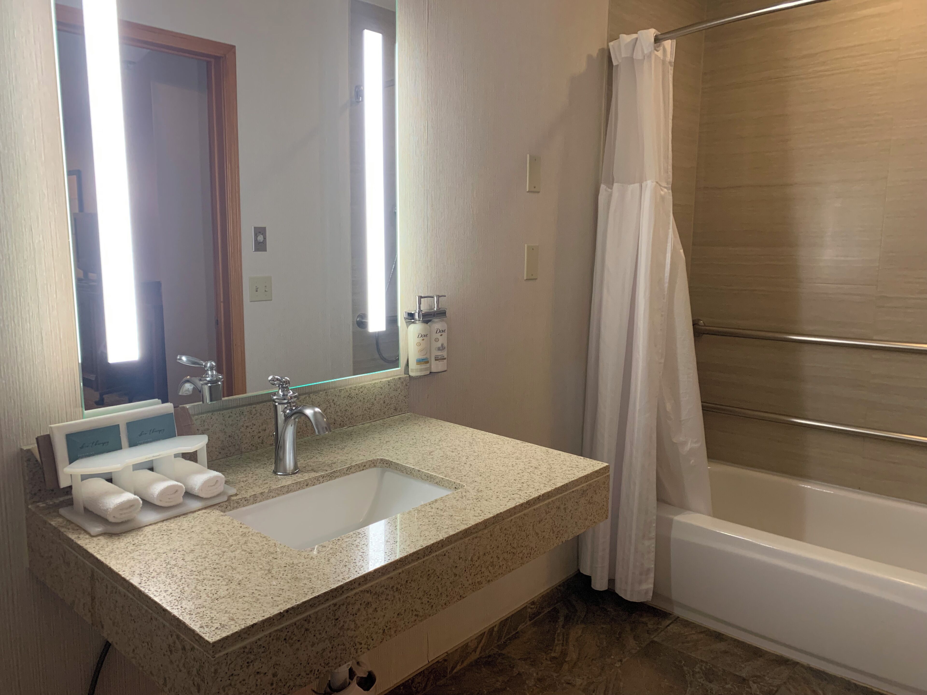 Photo - HiMark Hotel