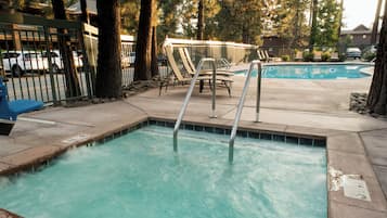 Outdoor pool, pool loungers