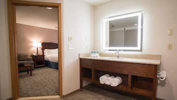 Chuveiro/banheira combinados, toalhas de banho