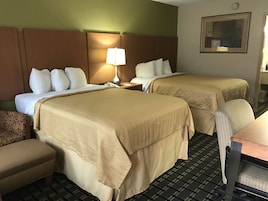 Premium bedding, in-room safe, desk, iron/ironing board