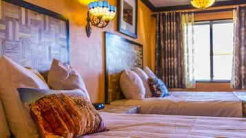 Queen Room with Two Queen Beds | Desk, rollaway beds, free WiFi, bed sheets