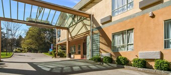 Motel 6 Surrey, BC