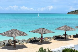 Beach/ocean view - Antigua Village Beach Resort (St. John's)