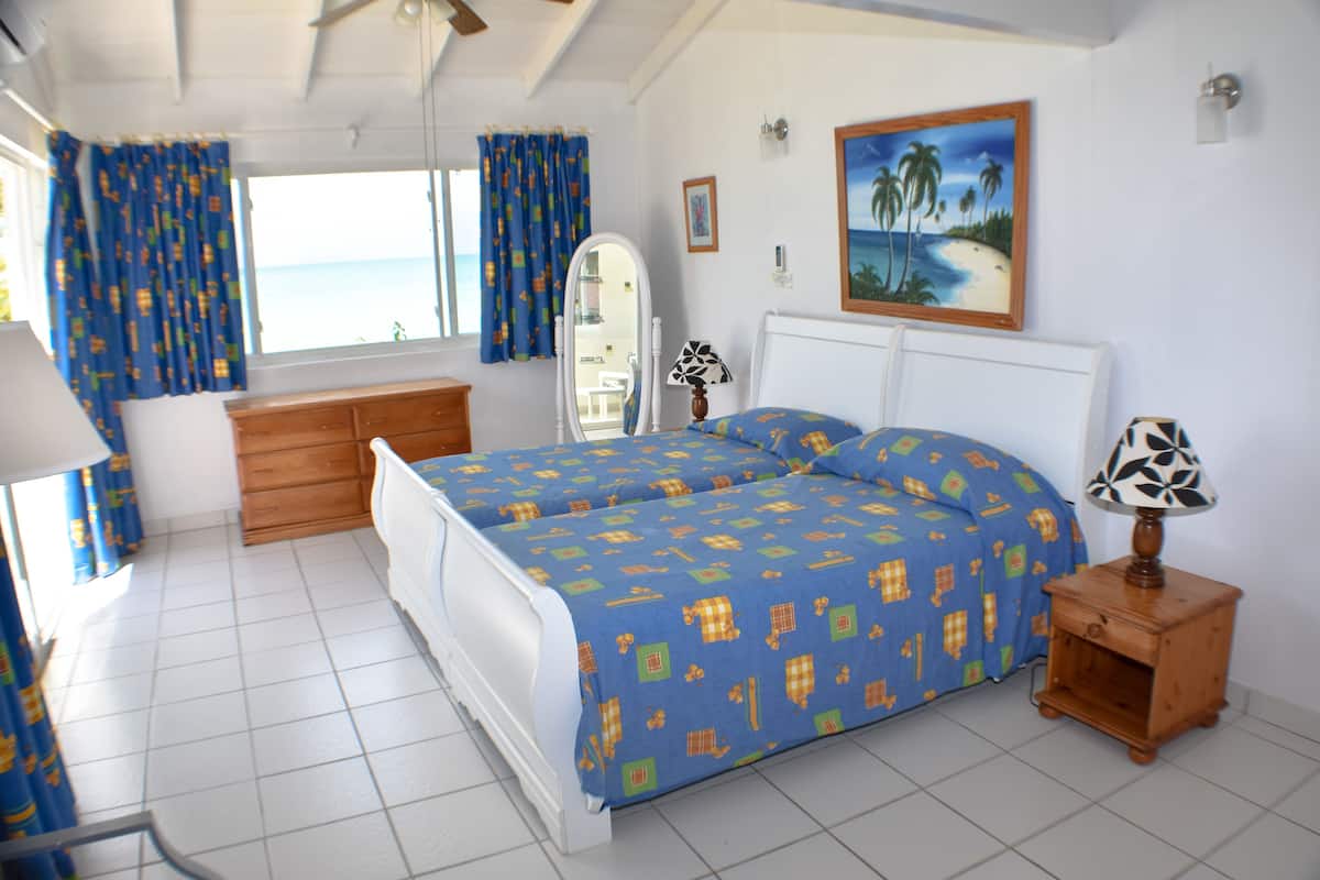 Condo, 3 Bedrooms, Kitchen, Beachfront