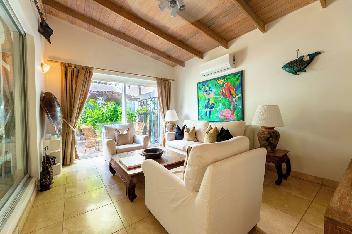 Condo Deluxe | Bộ đồ giường cao cấp, bàn ủi/dụng cụ ủi quần áo 