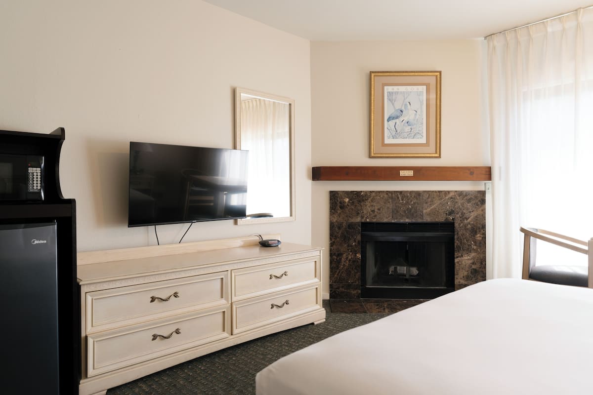 Cortinas blackout, wifi y ropa de cama