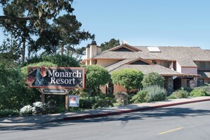 Front of property - Monarch Resort (Pacific Grove)