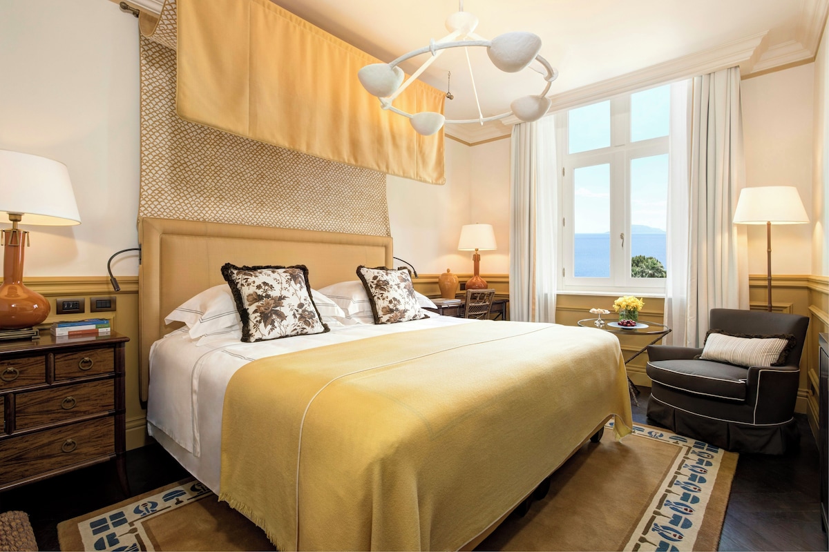 Family Suite, Sea View | Frette Italian sheets, premium bedding, minibar, in-room safe