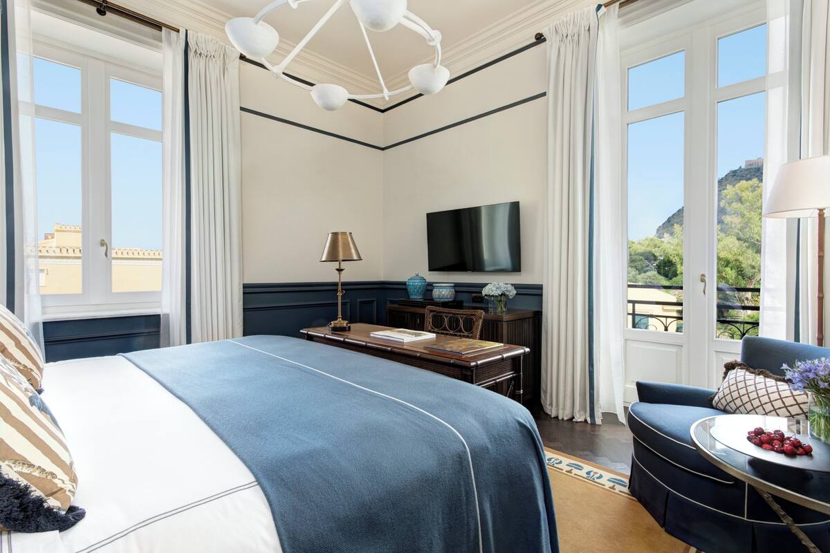 Rom – superior | Italienske Frette-laken, sengetøy av topp kvalitet og minibar