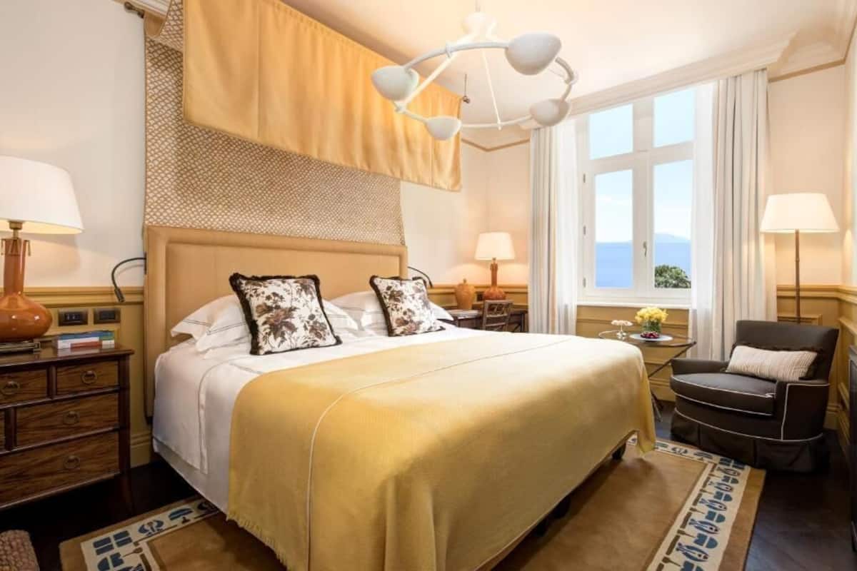 Sábanas italianas Frette, ropa de cama de alta calidad y minibar