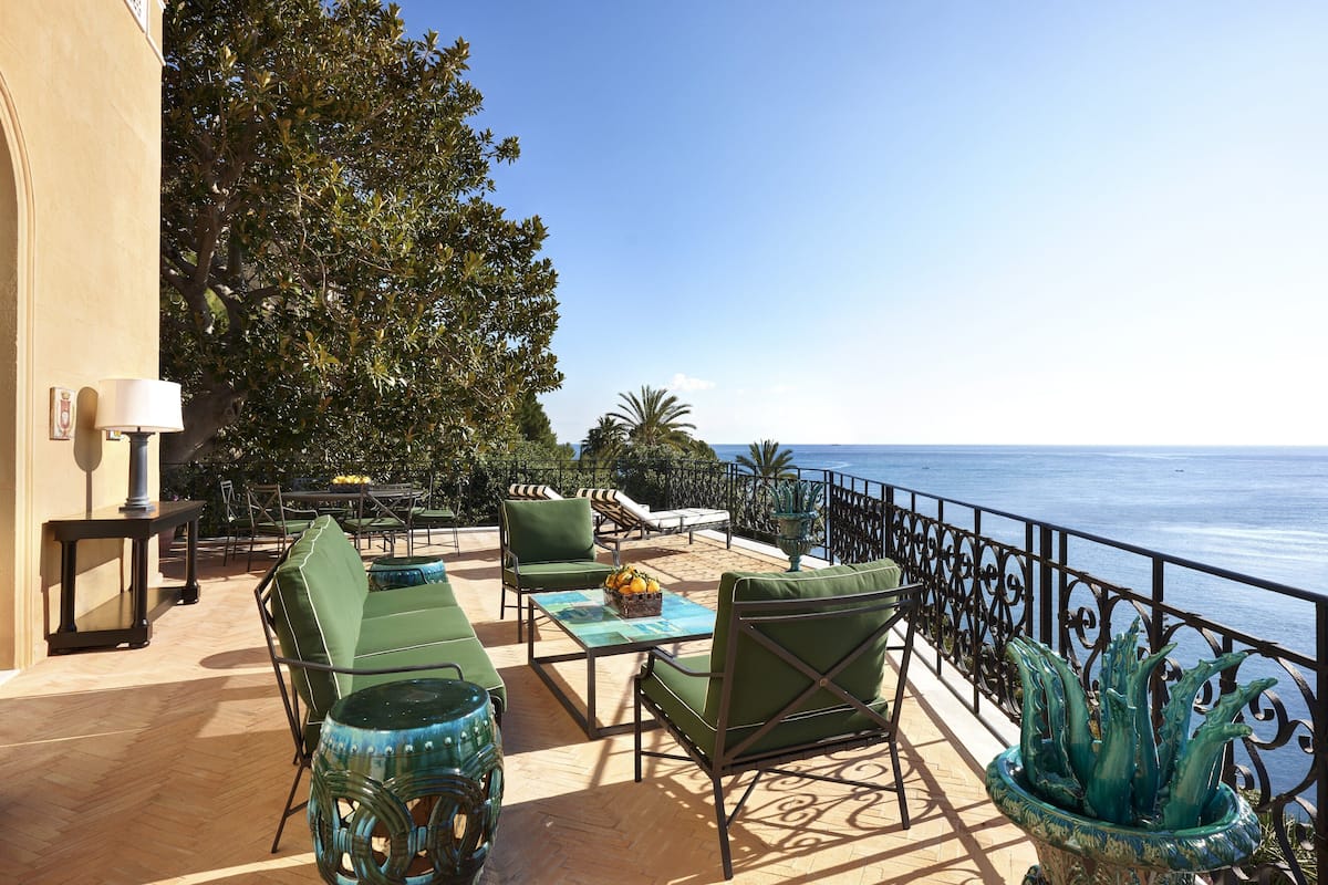 Suite, terrasse, vue mer (Donna Franca) | Draps italiens Frette, literie de qualité supérieure, minibar