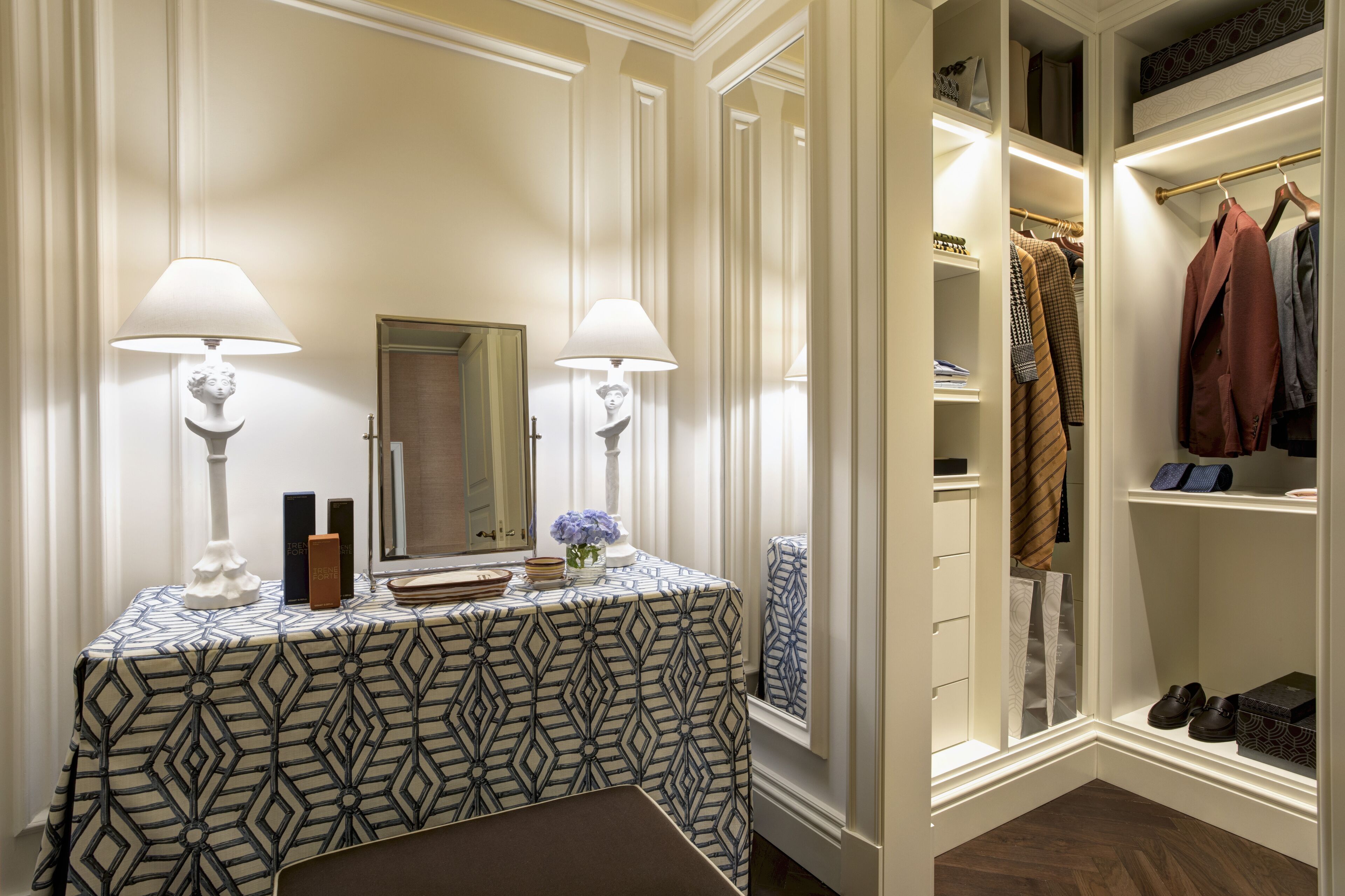 suite, terrace, sea view (igiea) | wardrobe