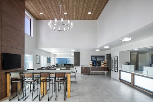 Holiday Inn Express San Diego - SeaWorld Area by IHG