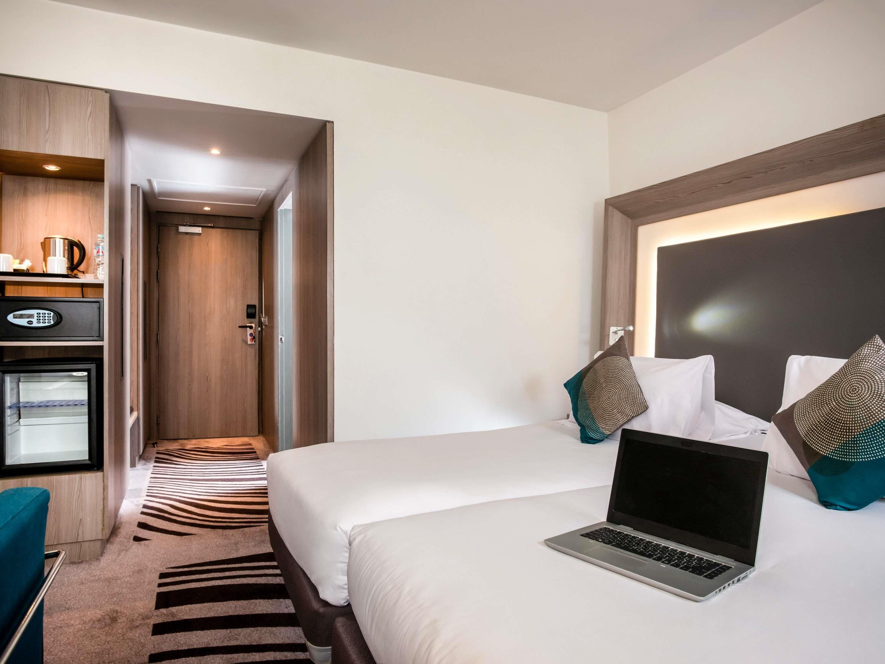 Standard Room with 2 single beds & Sofa