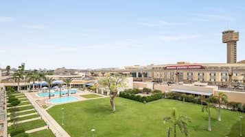 Superior Room with 2 single beds