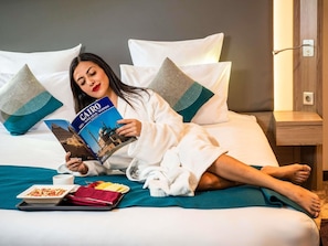 Superior Suite with 1 king-size bed | Minibar, in-room safe, desk, blackout drapes