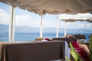 Couples treatment room(s), steam room, body treatments, aromatherapy