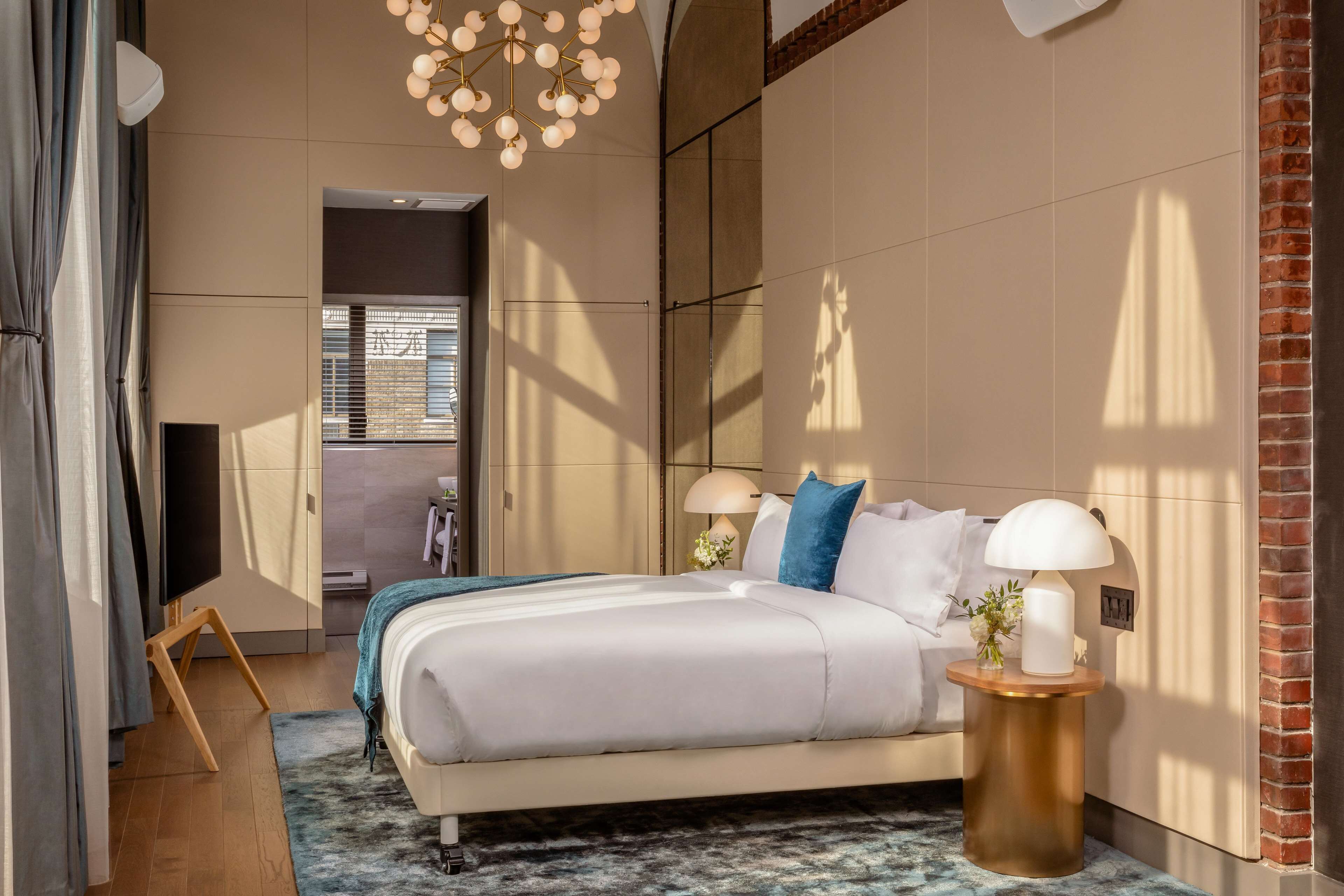 1 bedroom, minibar, in-room safe, desk