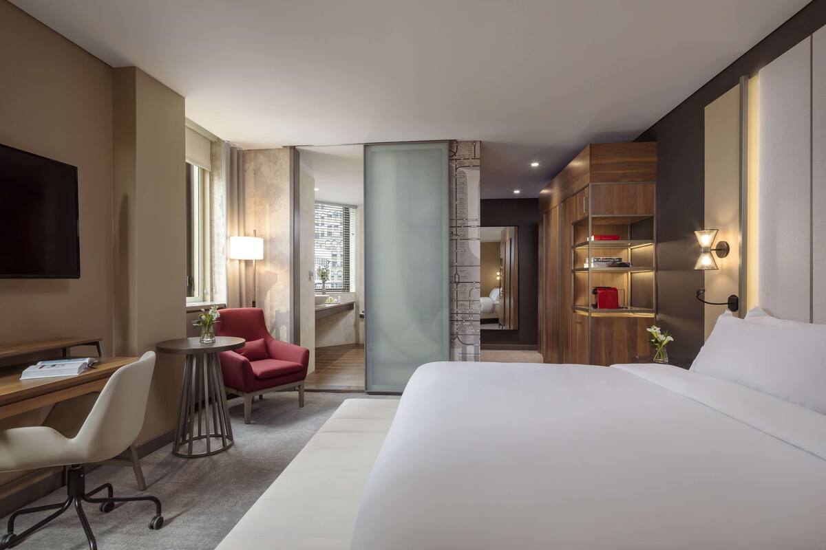 1 bedroom, minibar, in-room safe, desk
