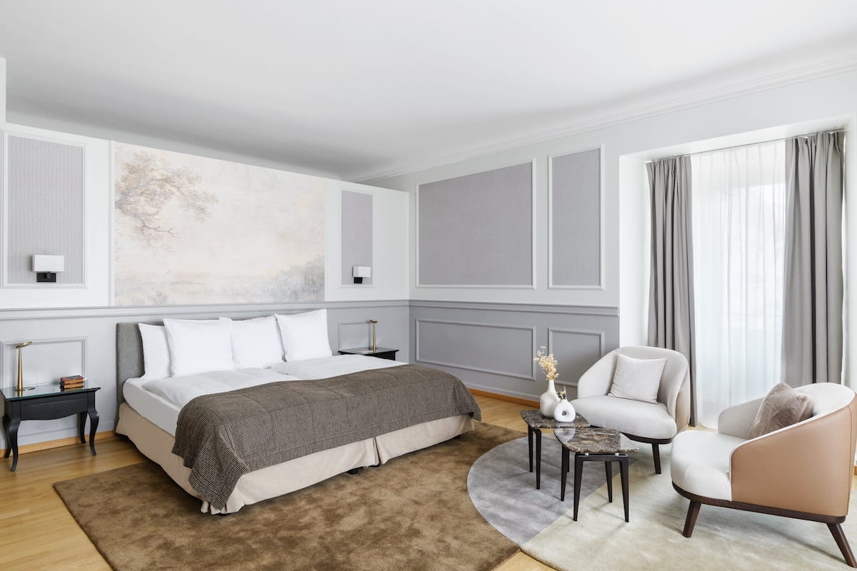 Suite, 1 cama Queen size, Terraza, vista al lago | Ropa de cama hipoalergénica y minibar