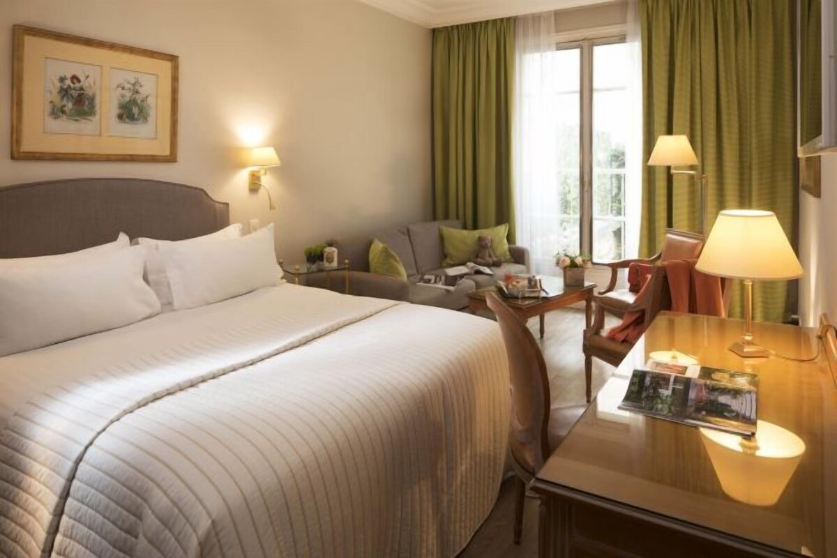 Ropa de cama hipoalergénica y minibar