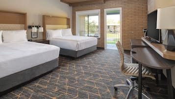 Standard Room, 2 Queen Beds, Courtyard View