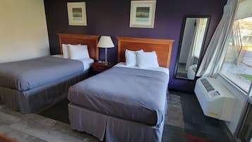 Desk, iron/ironing board, free WiFi, bed sheets