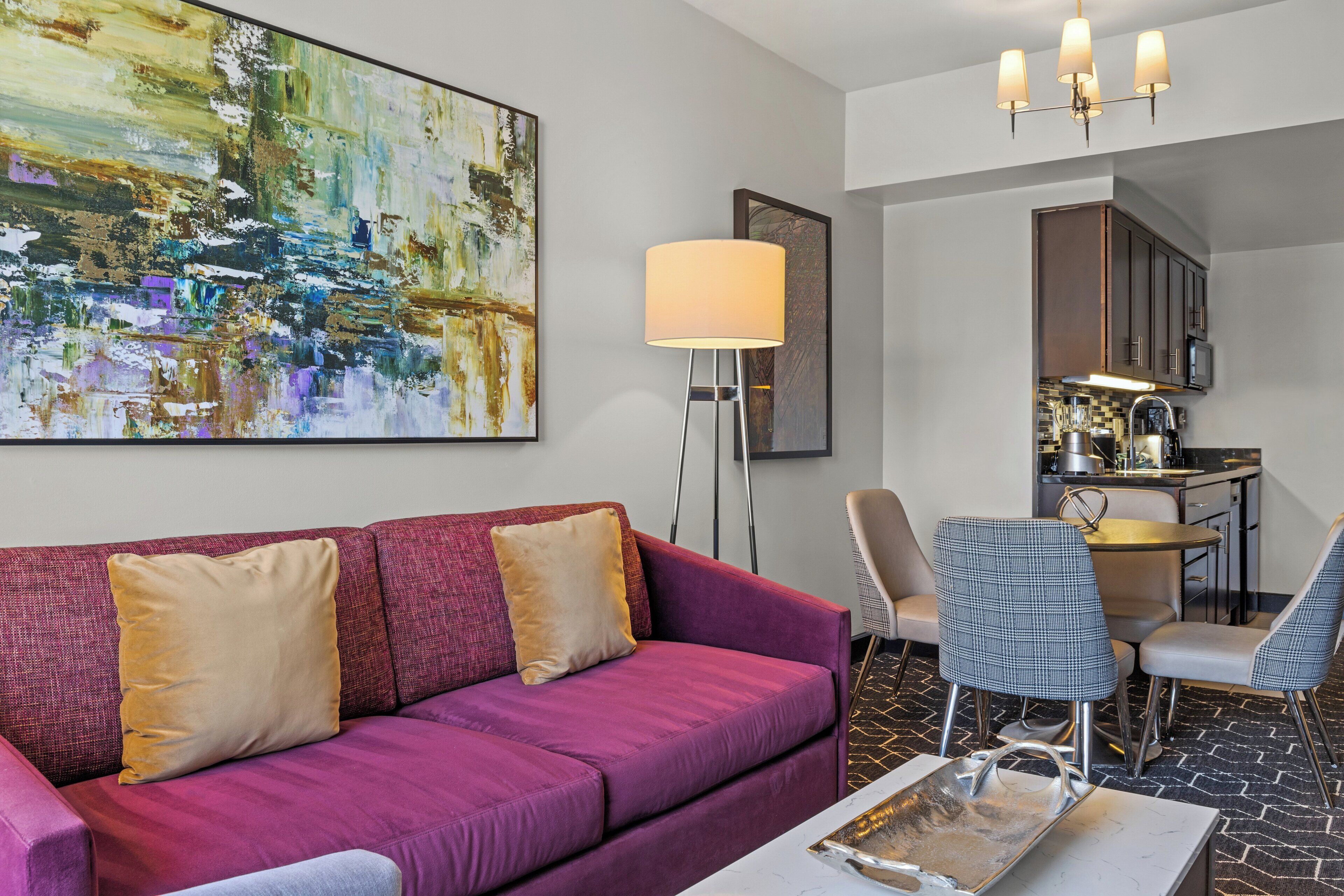 flat-screen tv, dvd player