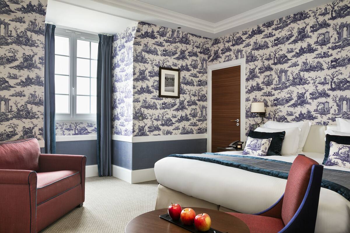 premium bedding, minibar, in-room safe, individually decorated