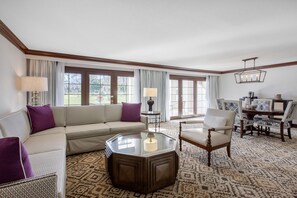 Executive Suite, 1 King Bed