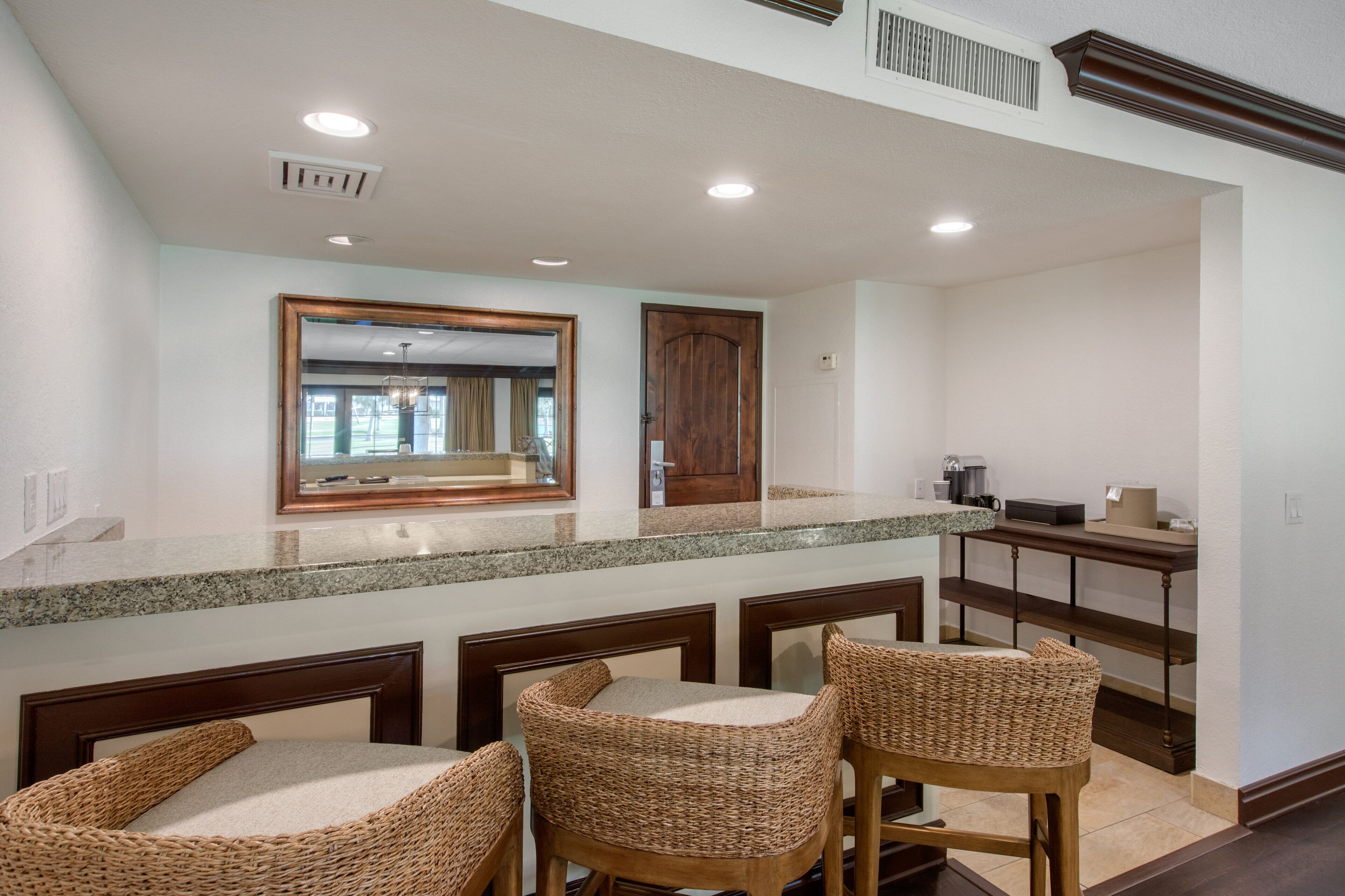 presidential suite, 1 king bed | down duvets, in-room safe, desk, blackout curtains