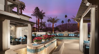 Couples treatment rooms, sauna, hot tub, Turkish bath, body treatments at Omni Rancho Las Palmas Resort & Spa