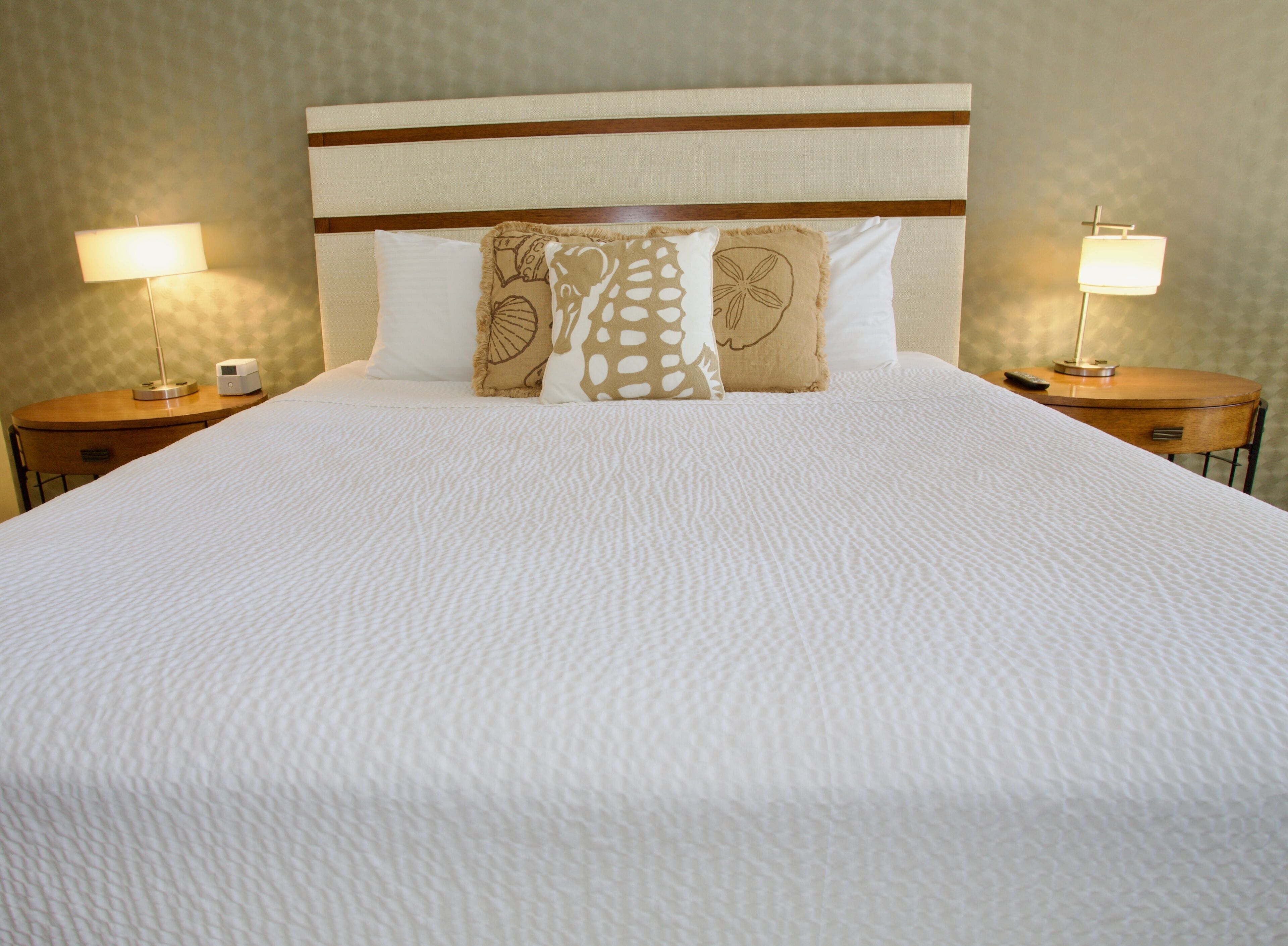 sand dollar suite | 1 bedroom, hypo-allergenic bedding, pillow-top beds, laptop workspace