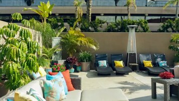 Sundeck