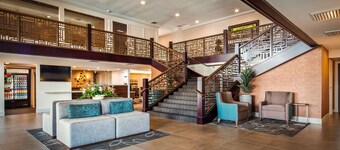 Best Western Plus Hilltop Inn