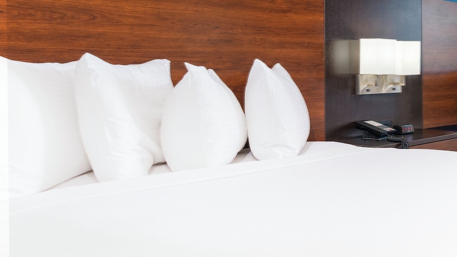 Grand Canyon Hotel and Suites