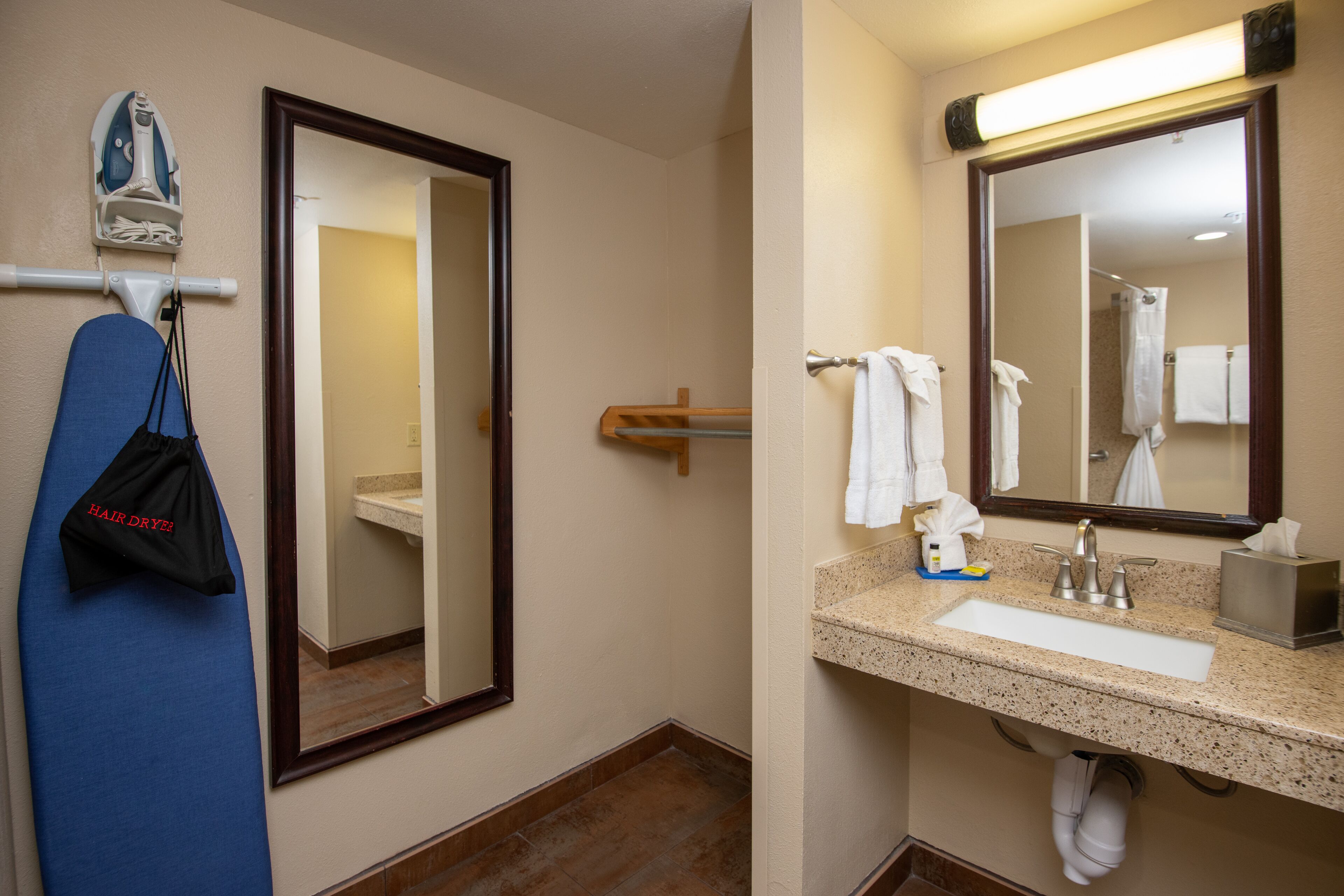 suite, 1 bedroom, accessible (mobility, accessible tub) | bathroom | free toiletries, hair dryer, towels, soap