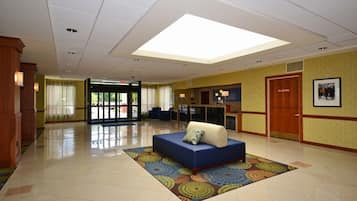 Lobby-Lounge