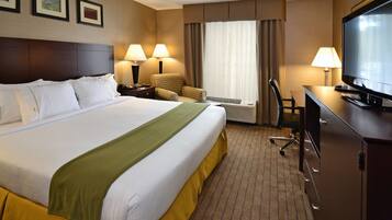 Coffres-forts dans les chambres, bureau, fer et planche à repasser