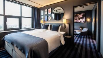 Suite (Master) | In-room safe, blackout curtains, free WiFi, bed sheets