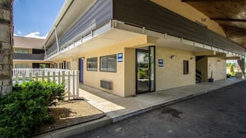 Entrada de la propiedad